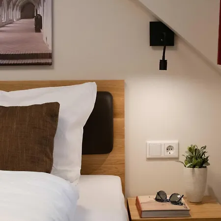 Hotel Doppelzimmer 3 *